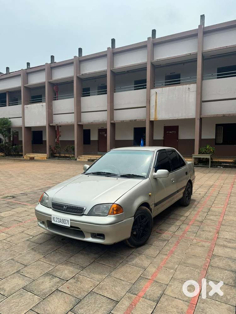Maruti Suzuki Esteem 2004