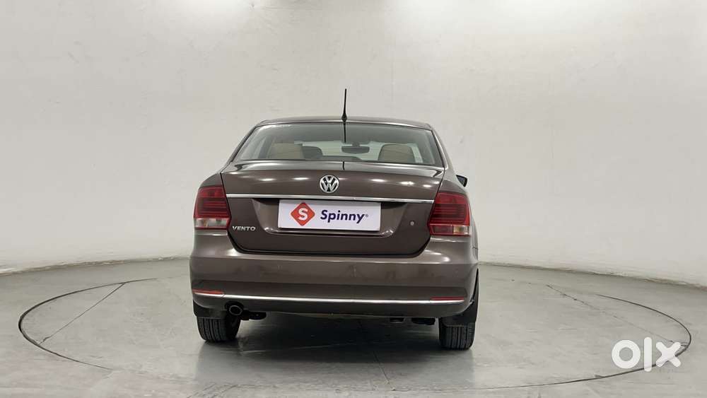 Volkswagen Vento Petrol Highline, 2016, Petrol