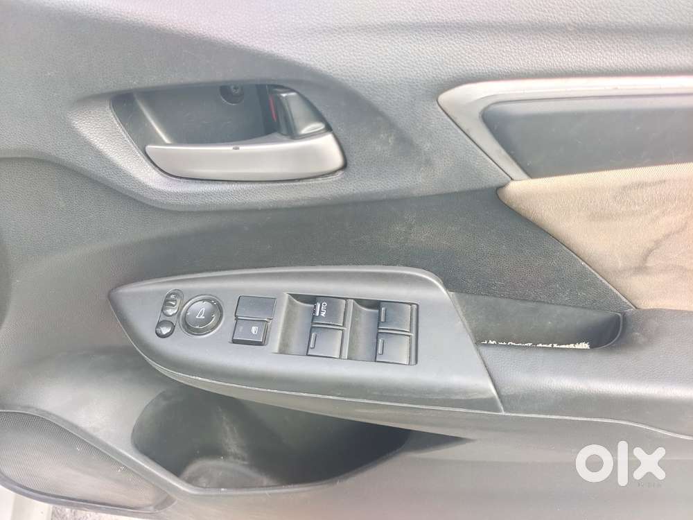 Honda Jazz V Cvt, 2015, Petrol