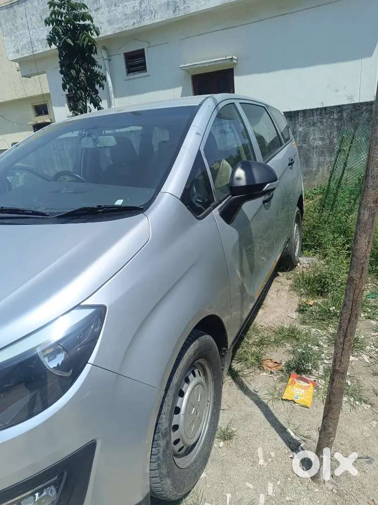 Mahindra Marazzo 2023 Diesel Manual