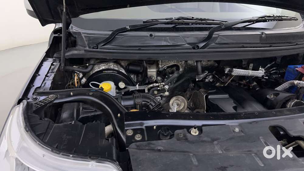 Mahindra Tuv 300 T8, 2016, Diesel