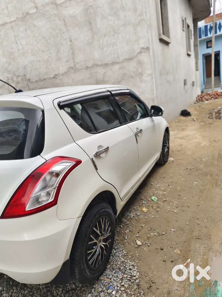Maruti Suzuki Swift 2012