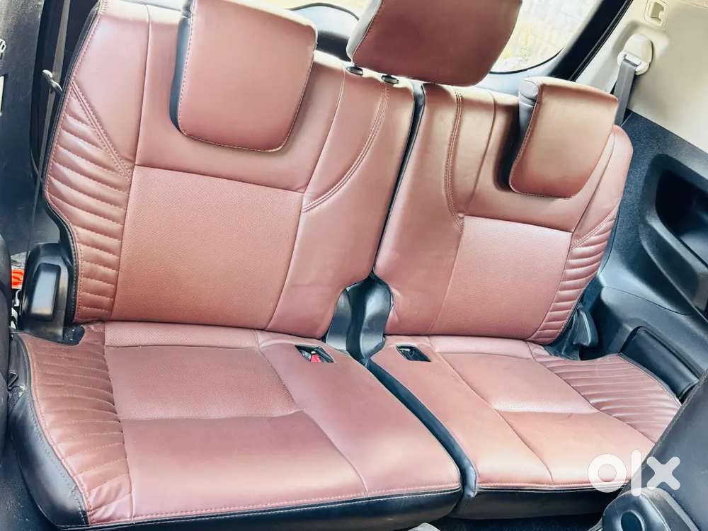 Toyota Innova Crysta 2022 Petrol 128000 Km Driven