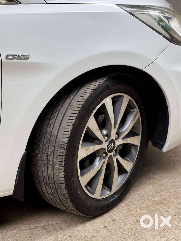 Hyundai Verna Crdi Vgt Sx 1.5, 2014, Diesel