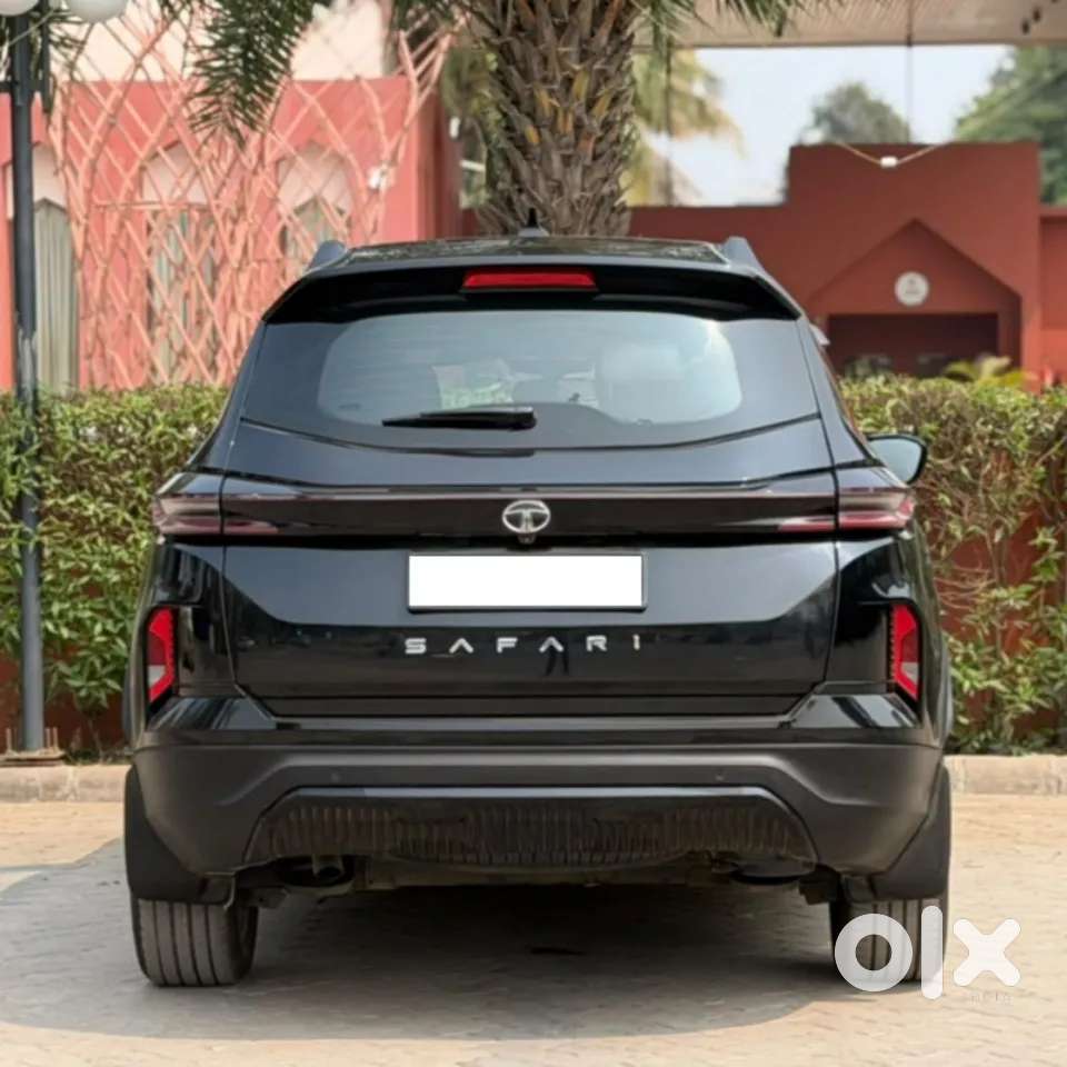 Tata Safari, 2023, Diesel