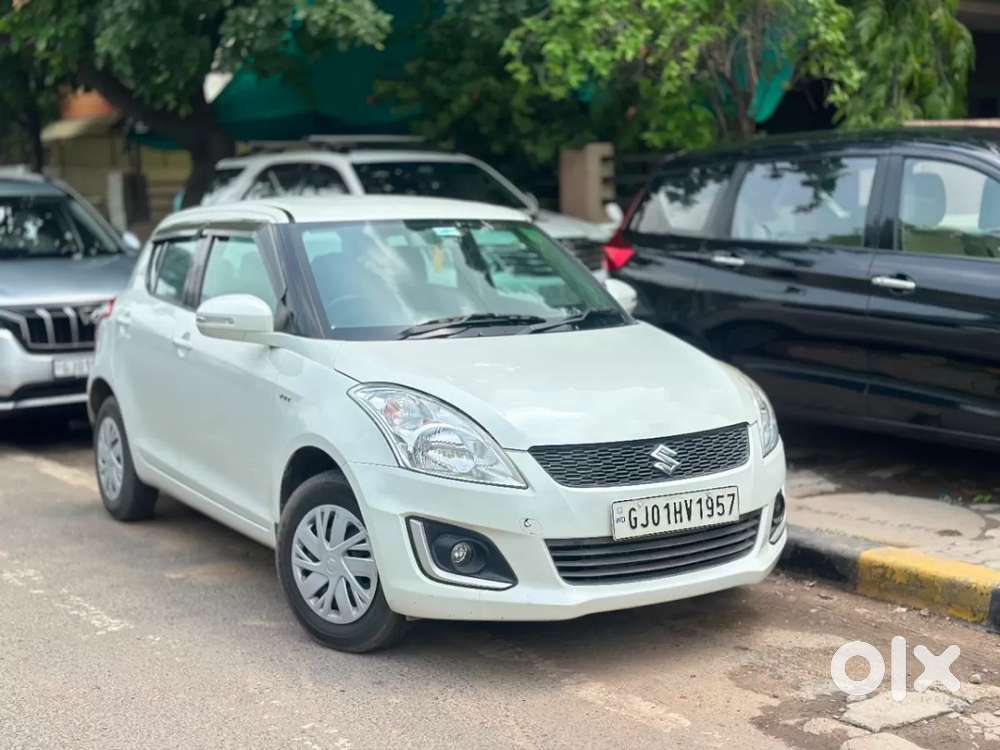 Maruti Suzuki Swift Vxi Optional, 2017, Petrol