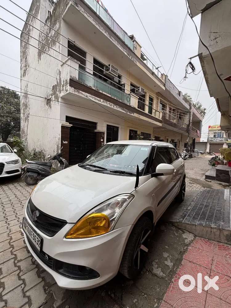 Maruti Suzuki Dzire 2016 Petrol 72000 Km Driven