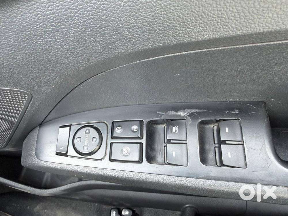 Hyundai Elantra 2.0 S, 2017, Petrol