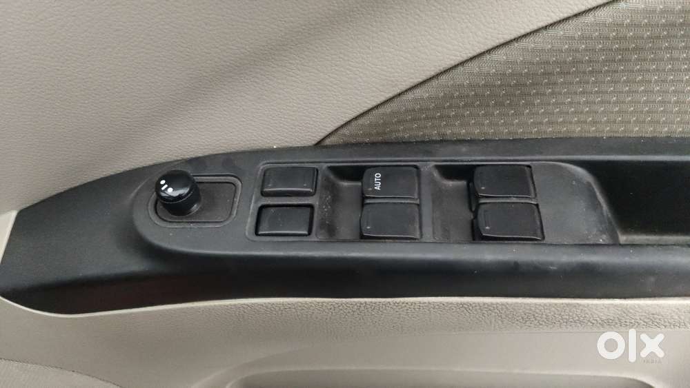 Maruti Suzuki Celerio Zxi Optional Amt, 2018, Petrol