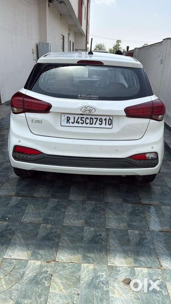 Hyundai Elite I20 2018 Petrol 99000 Km Driven