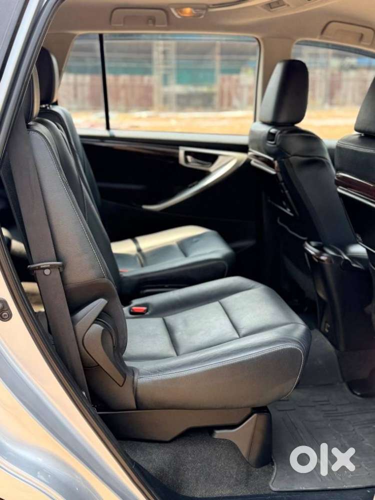 Toyota Innova Crysta 2.4 Z 7 Str, 2016, Diesel