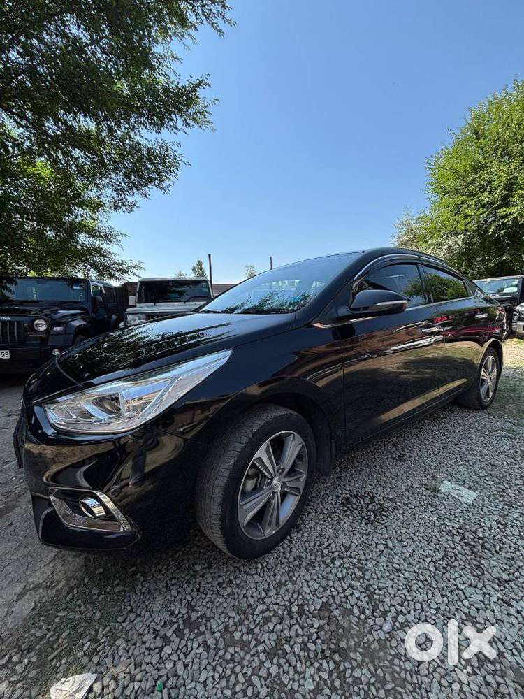Hyundai Verna 1.6 Sx (o) Vtvt, 2019, Petrol