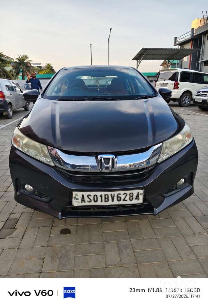 Honda City I Dtec V, 2015, Petrol