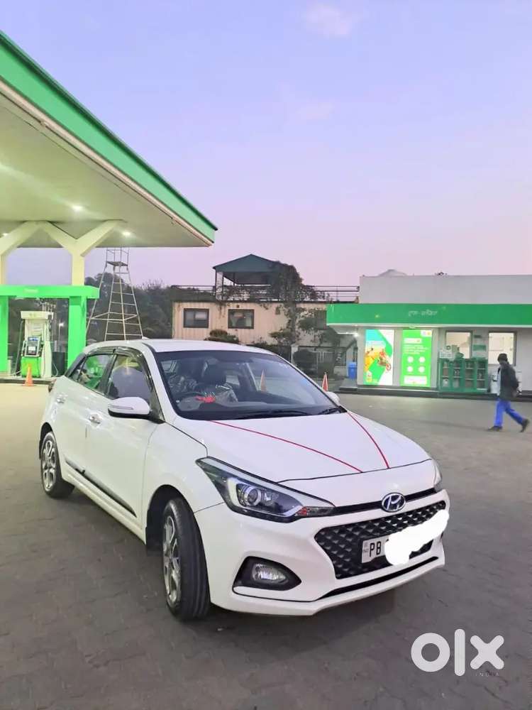 Hyundai I20 Petrol Top Model Asta Optional New Codition 19 Model