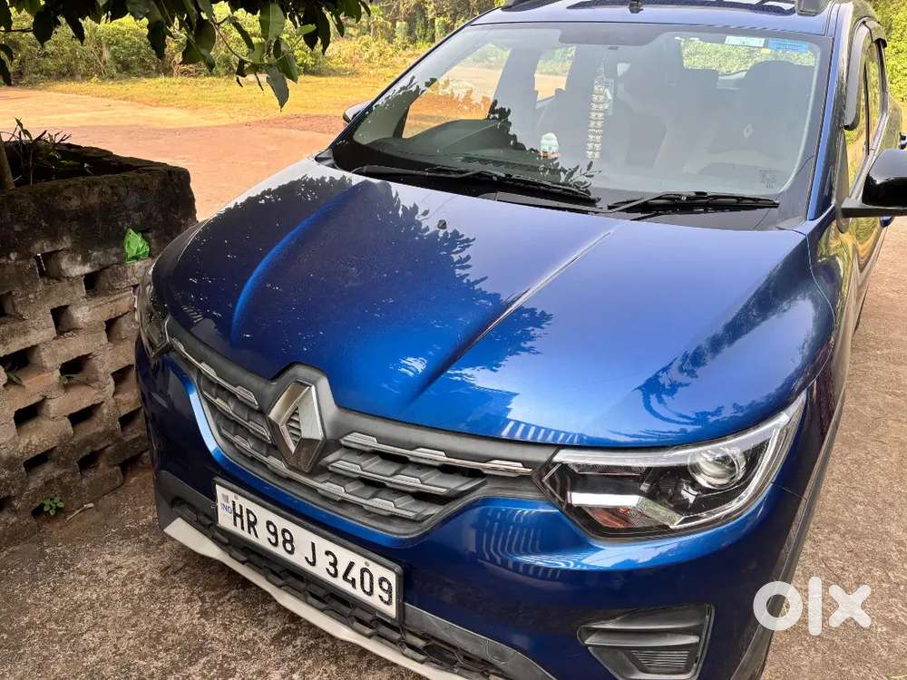 Good Condition 7 Seater Car