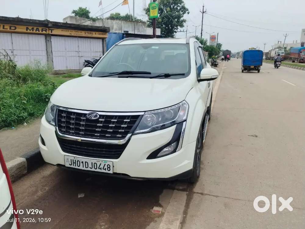 Mahindra Xuv500 W-11 Diesel Manual 2nd Owner 2019