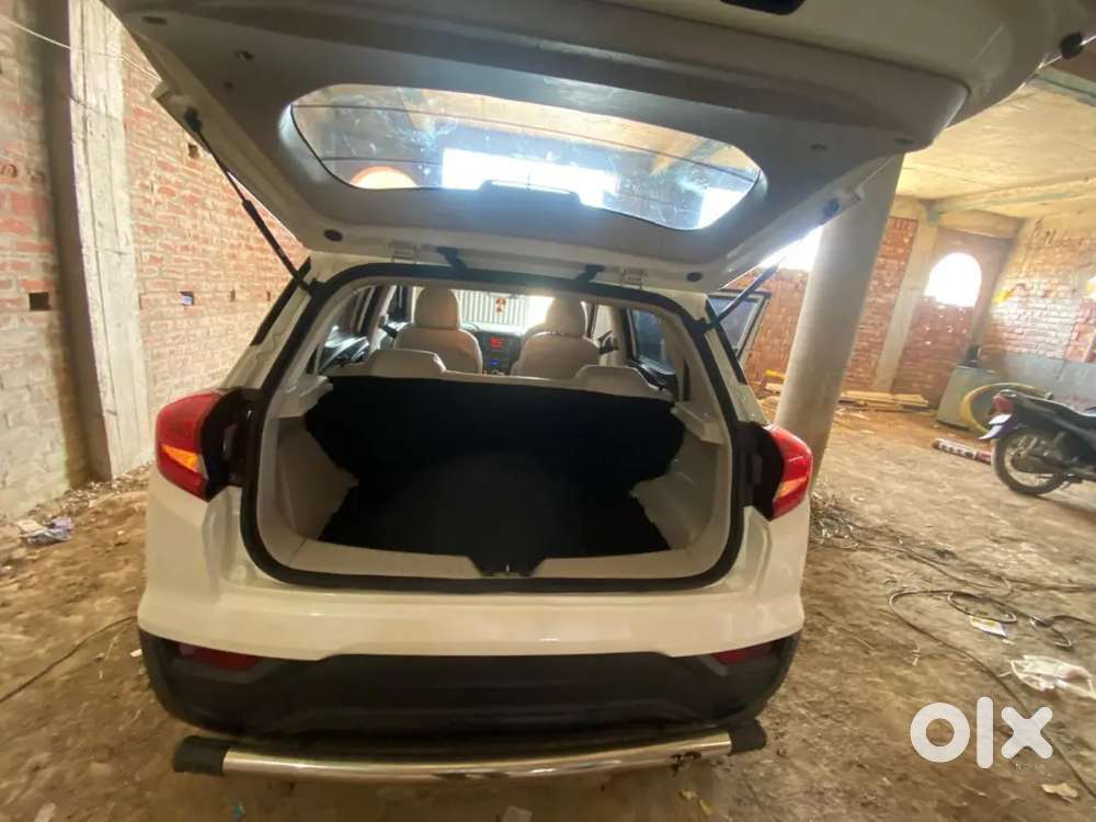 Mahindra Xuv300 2023 Diesel 36000 Km Driven