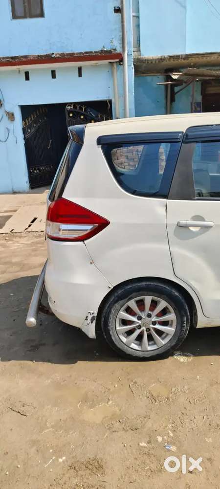 Maruti Suzuki Ertiga 2015 Diesel 160000 Km Driven
