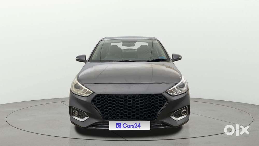 Hyundai Verna 1.6 Sx (o) Vtvt, 2017, Petrol