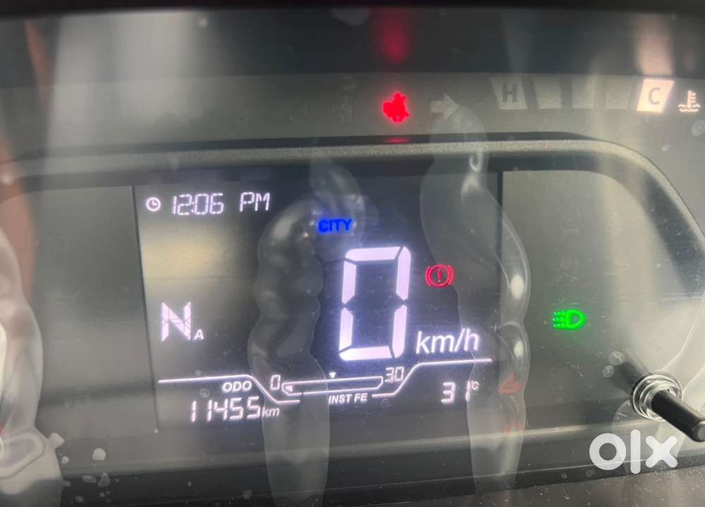 Tata Punch Petrol 2025