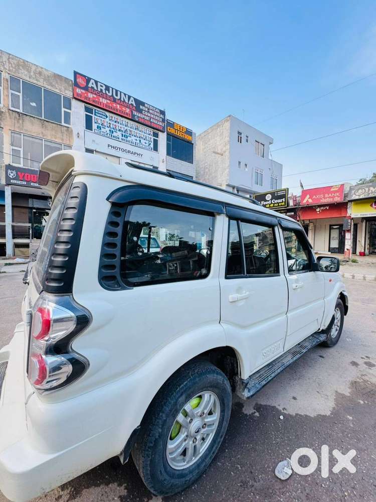 Mahindra Scorpio 2014 Diesel 120000 Km Driven
