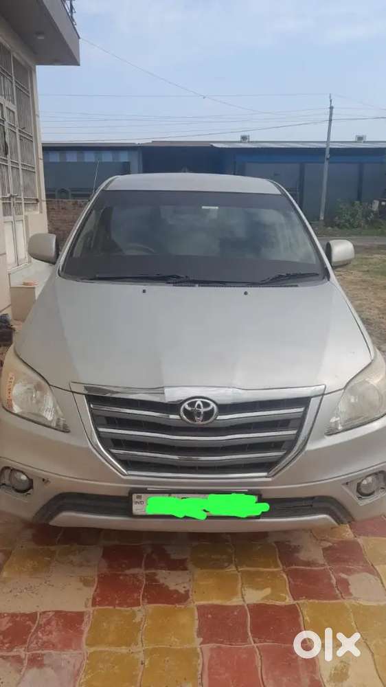 Toyota Innova 2013 Diesel Well Maintained