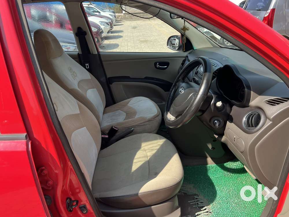 Hyundai I10 Sportz At, 2011, Petrol