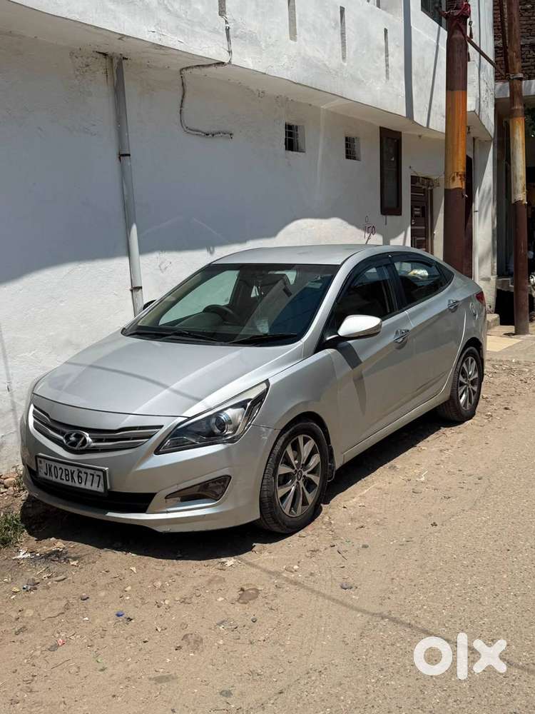 Hyundai Verna 2015