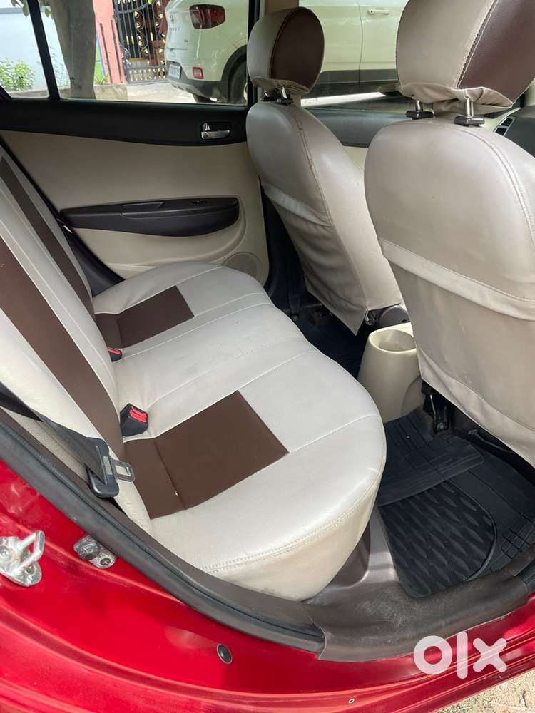 Hyundai I20 Magna 2011 Car