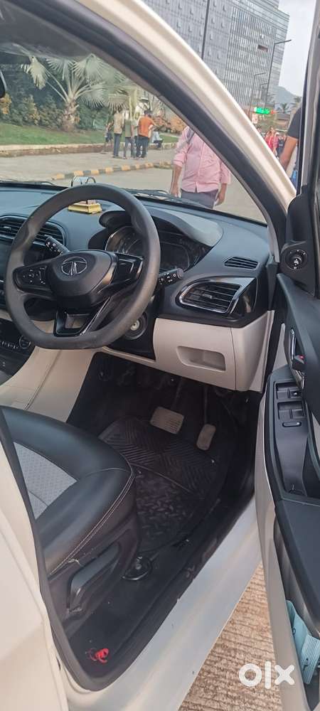 Tata Tiago 1.2 Revotron Xza, 2023, Cng & Hybrids