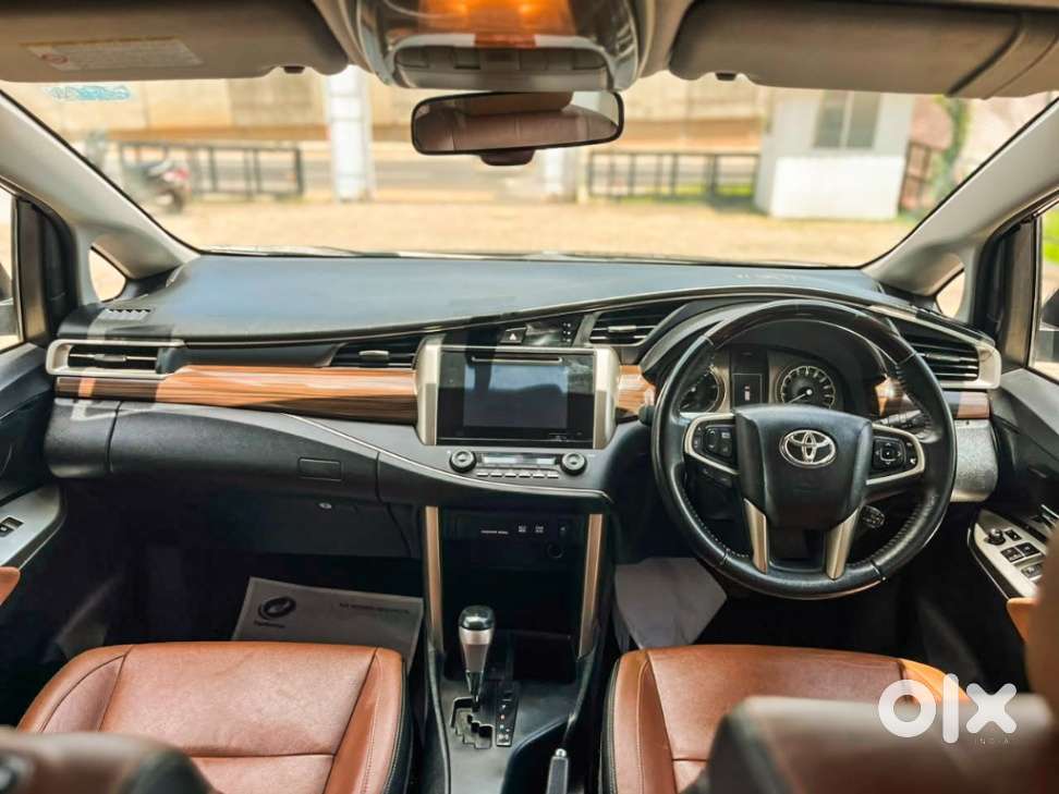 Toyota Innova Crysta, 2016, Diesel