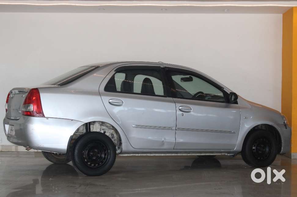 Toyota Etios 2010-2012 G, 2011, Petrol