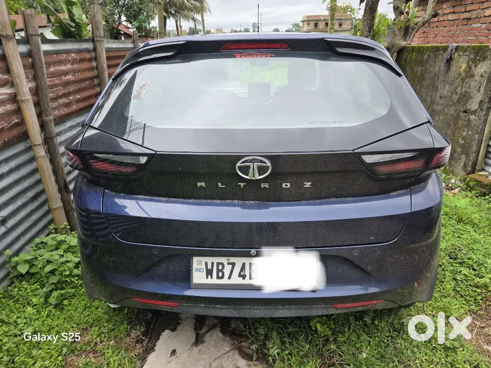 Tata Altroz 1.2 Petrol Manual 2024