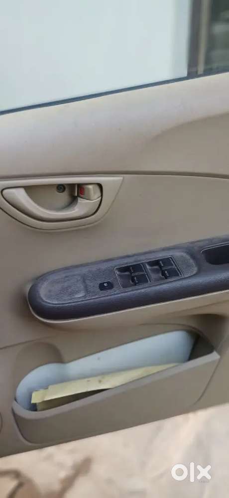 Honda Brio 2012