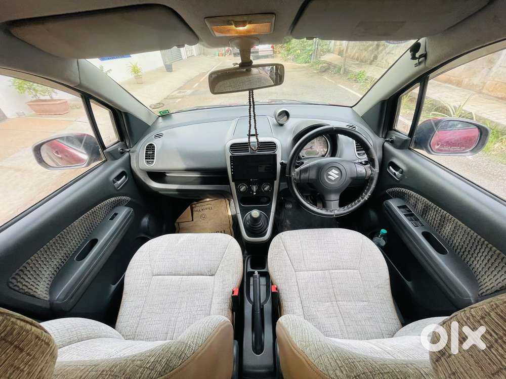 Maruti Suzuki Ritz Vxi, 2013, Petrol