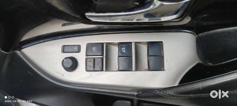 Toyota Innova Crysta 2.4 Gx Mt, 2019, Diesel