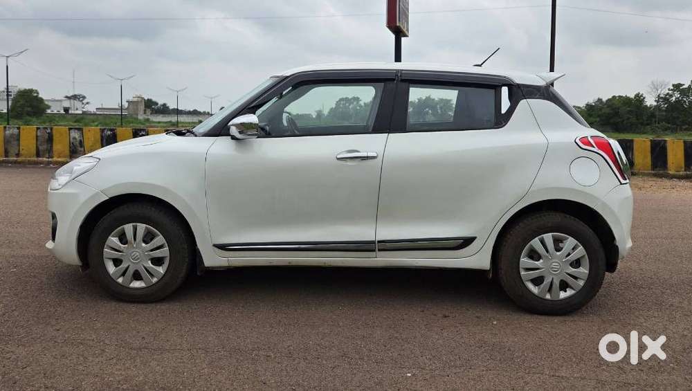 Maruti Suzuki Swift Vxi + Manual, 2019, Petrol