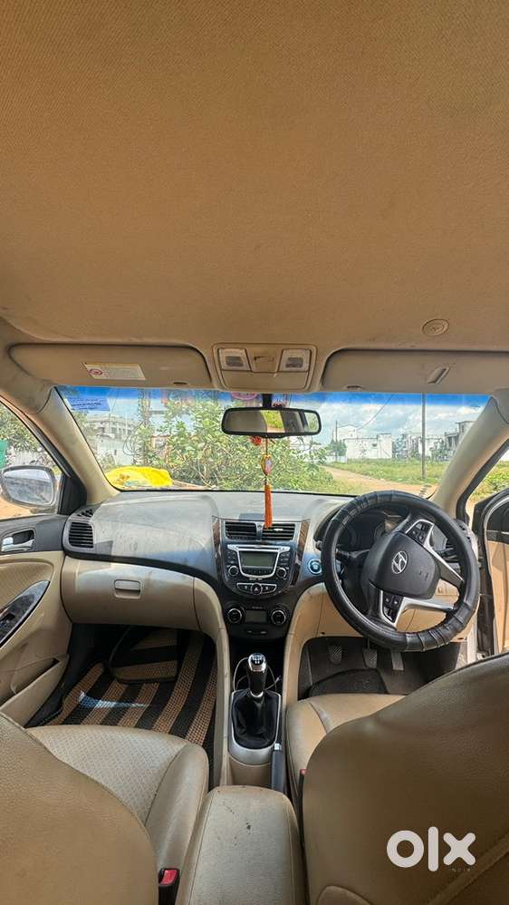 Hyundai Verna Petrol Manual 2011
