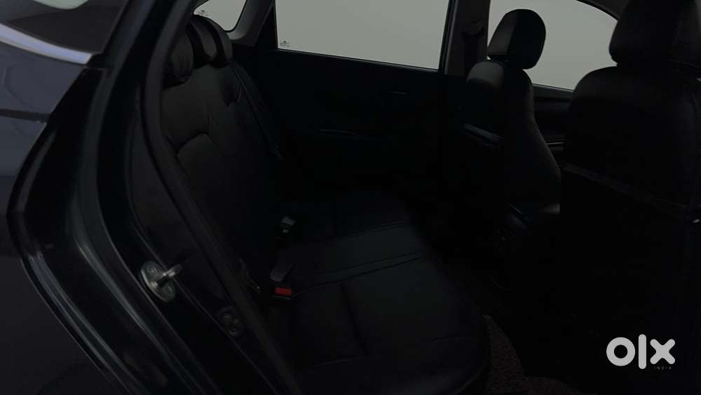 Hyundai New I20 1.2 Asta (o) Mt, 2023, Petrol