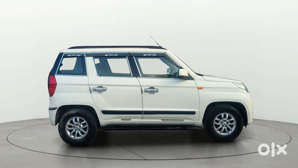 Mahindra Tuv 300 T8, 2018, Diesel