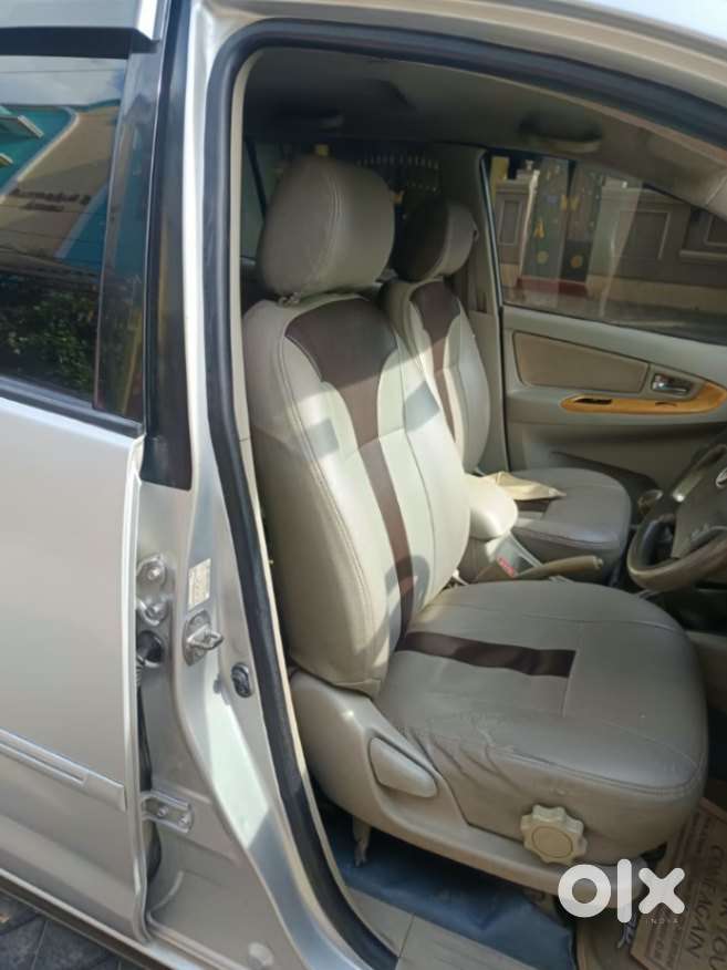 Toyota Innova 2.5 V 7 Str, 2009, Diesel