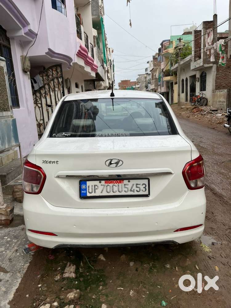 Hyundai Xcent 2015 Diesel Well Maintained