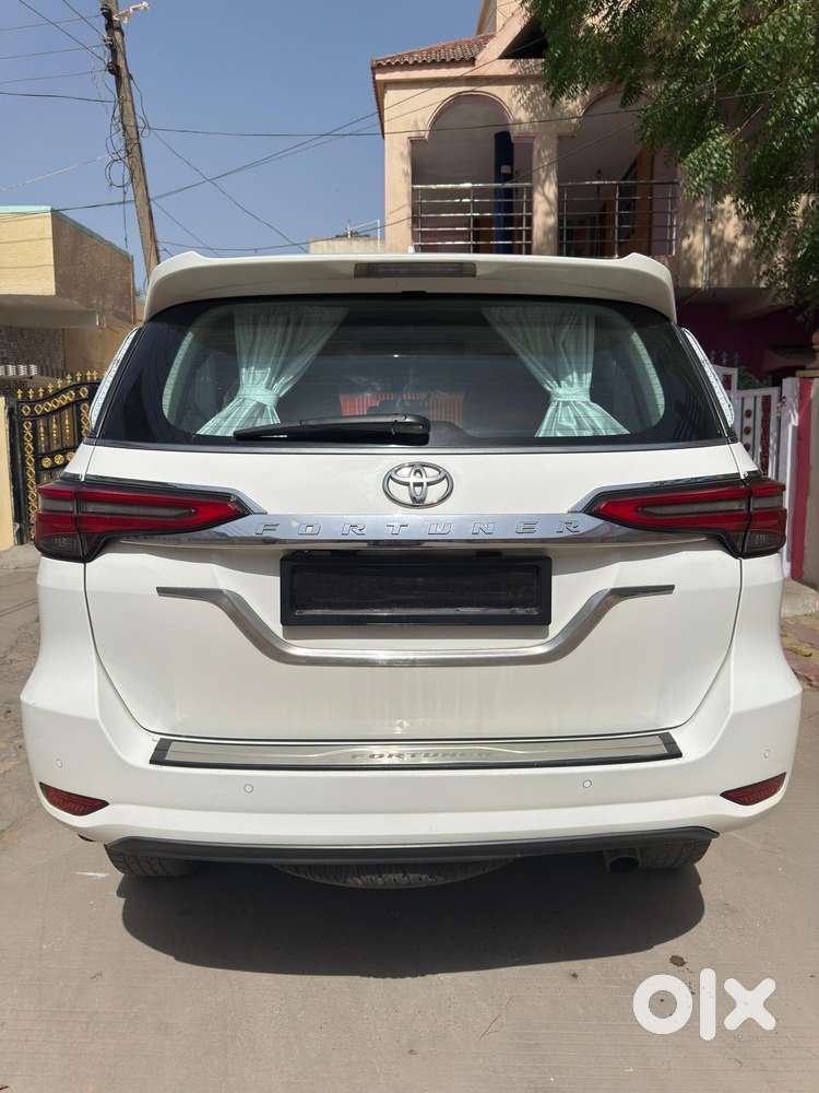 Toyota Fortuner [2021-ongoing] 2.8 2wd Diesel At, 2021, Diesel