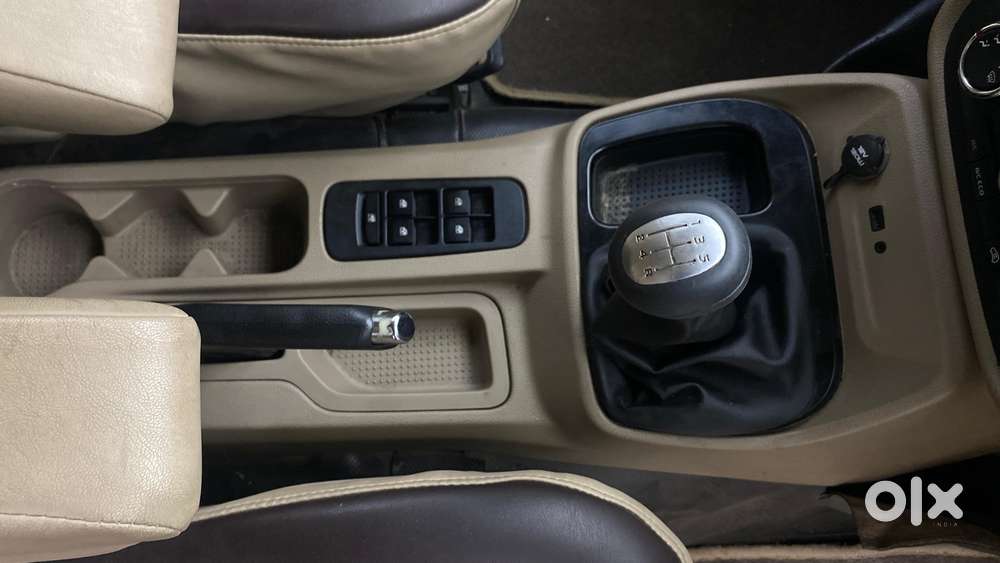 Mahindra Tuv 300 Mhawk100 T8, 2018, Diesel