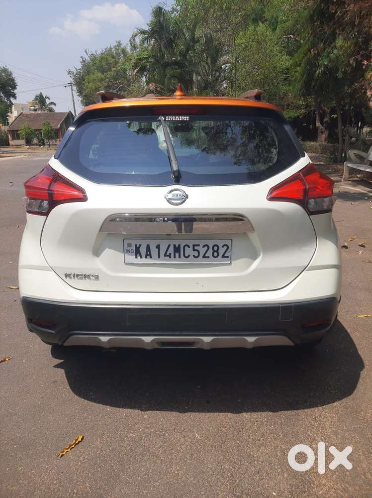Nissan Kicks Xv Premium (o) 2019 Dual Tone   Diesel Well Maintained