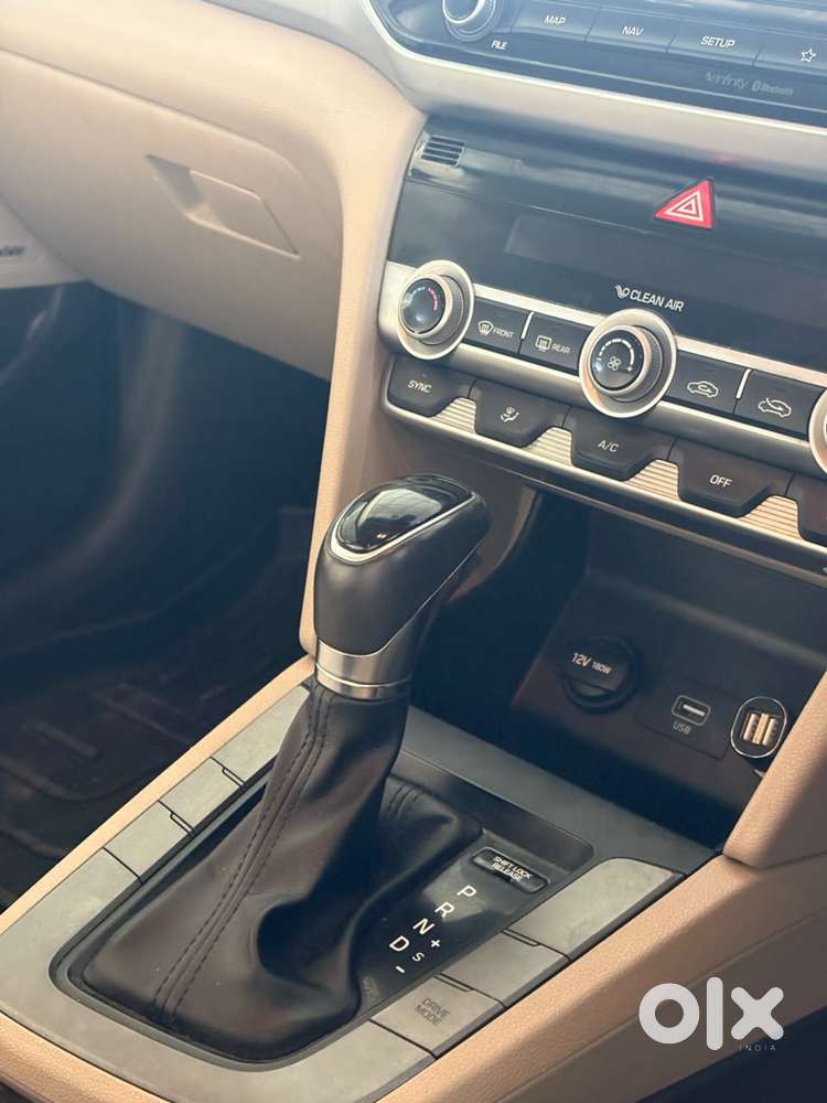 Hyundai Elantra 1.6 Sx Option At, 2020, Petrol