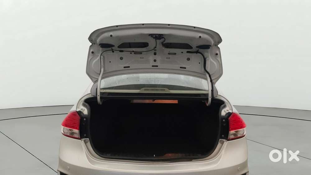 Maruti Suzuki Ciaz 2014-2017 At Zxi Plus, 2016, Petrol