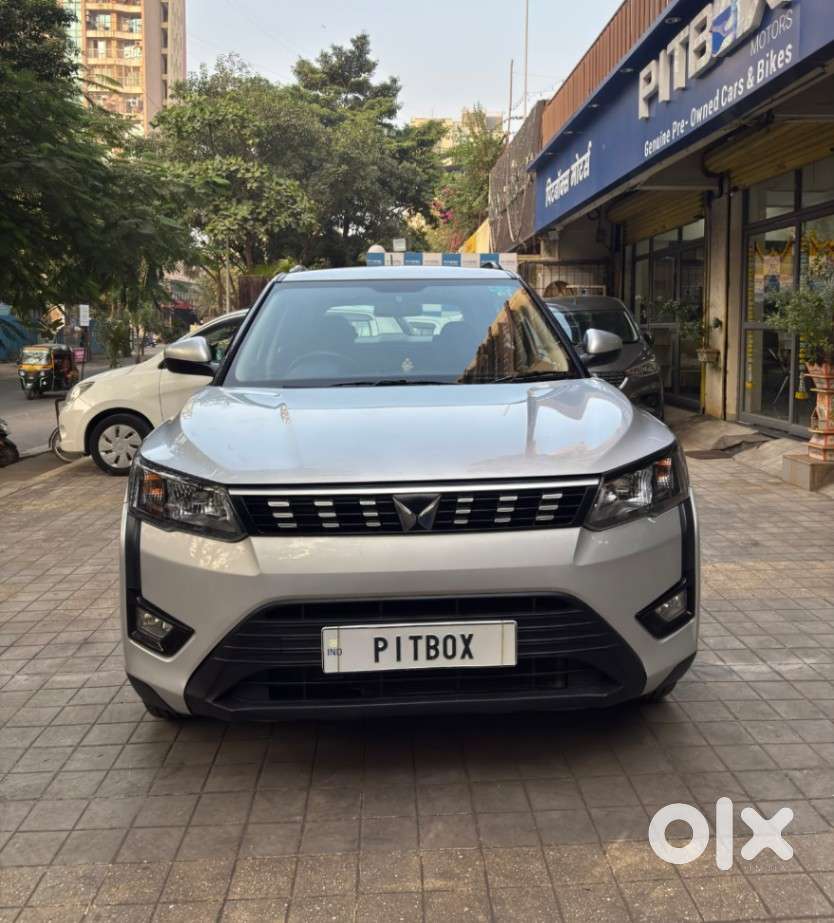 Mahindra Xuv300 W6, 2023, Petrol