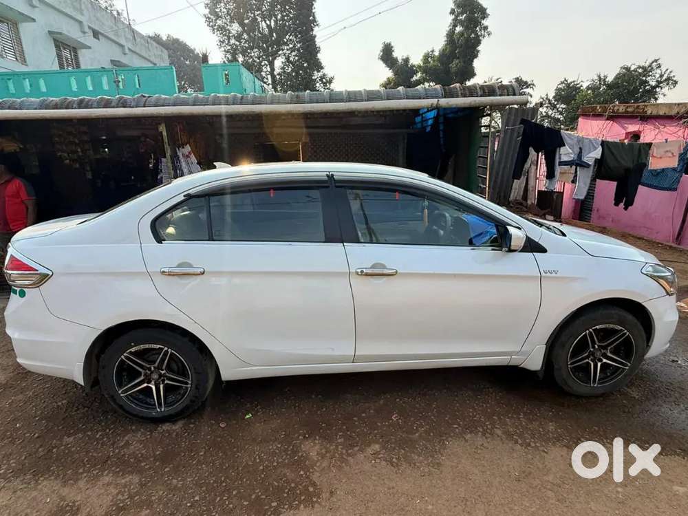 Maruti Suzuki Ciaz 2017 Petrol Well Maintained