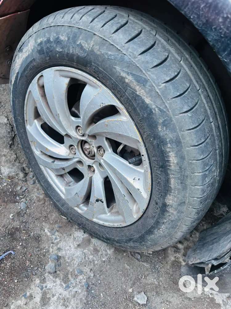 Car Bahut Shandar Bahut Kadak Hai